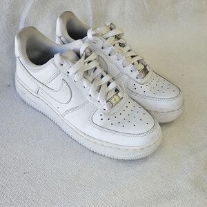 Nike Air Force 1 AF1 Low Triple White Sneakers Shoes Size 6.5